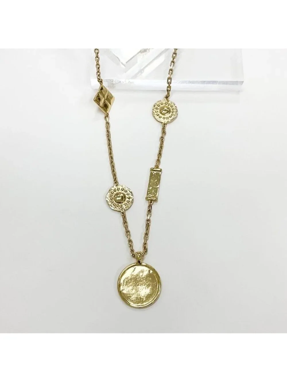 Chanel Necklace CC Logo Plate Gold
